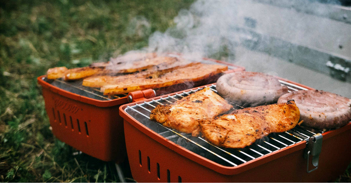 We Review The Best Portable Charcoal Grills – Which Tabletop Grill Is Small, Compact & Perfect For Travel & Camping?